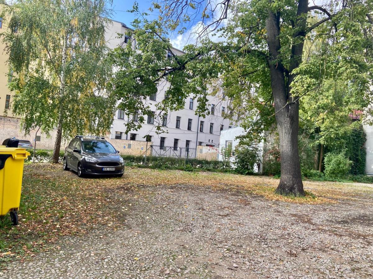 Elegant Apartment In Historical Centre & Free Locked Parking Riga Eksteriør bilde